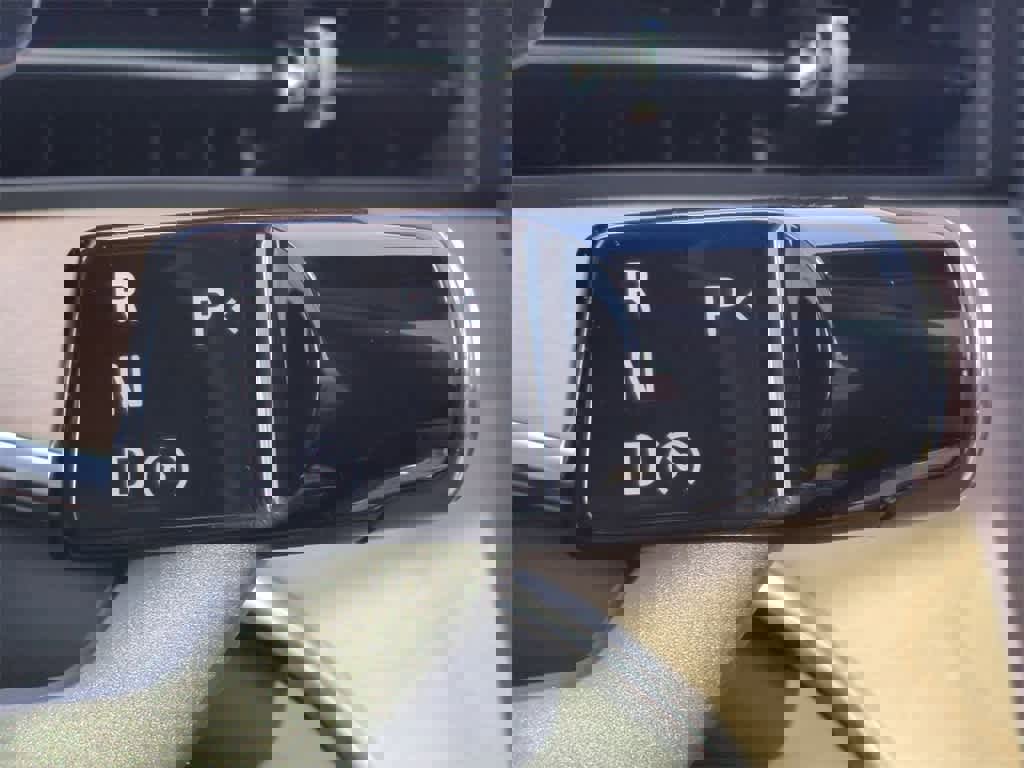 New 2025 Volvo EX90 Ultra w/ Protection Package Premier image 32