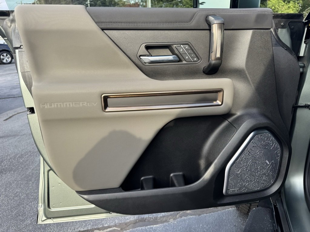 Used 2024 GMC Hummer EV 3X image 24