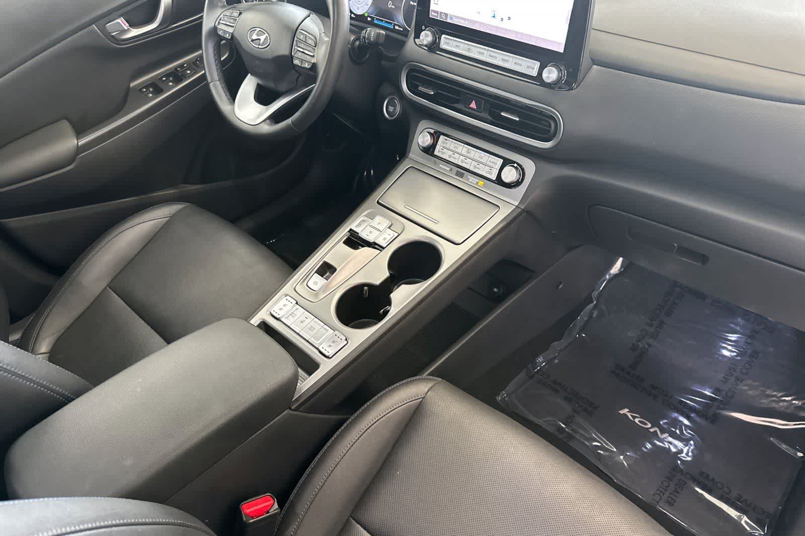 Used 2023 Hyundai Kona Limited w/ Cargo Package FWD image 16