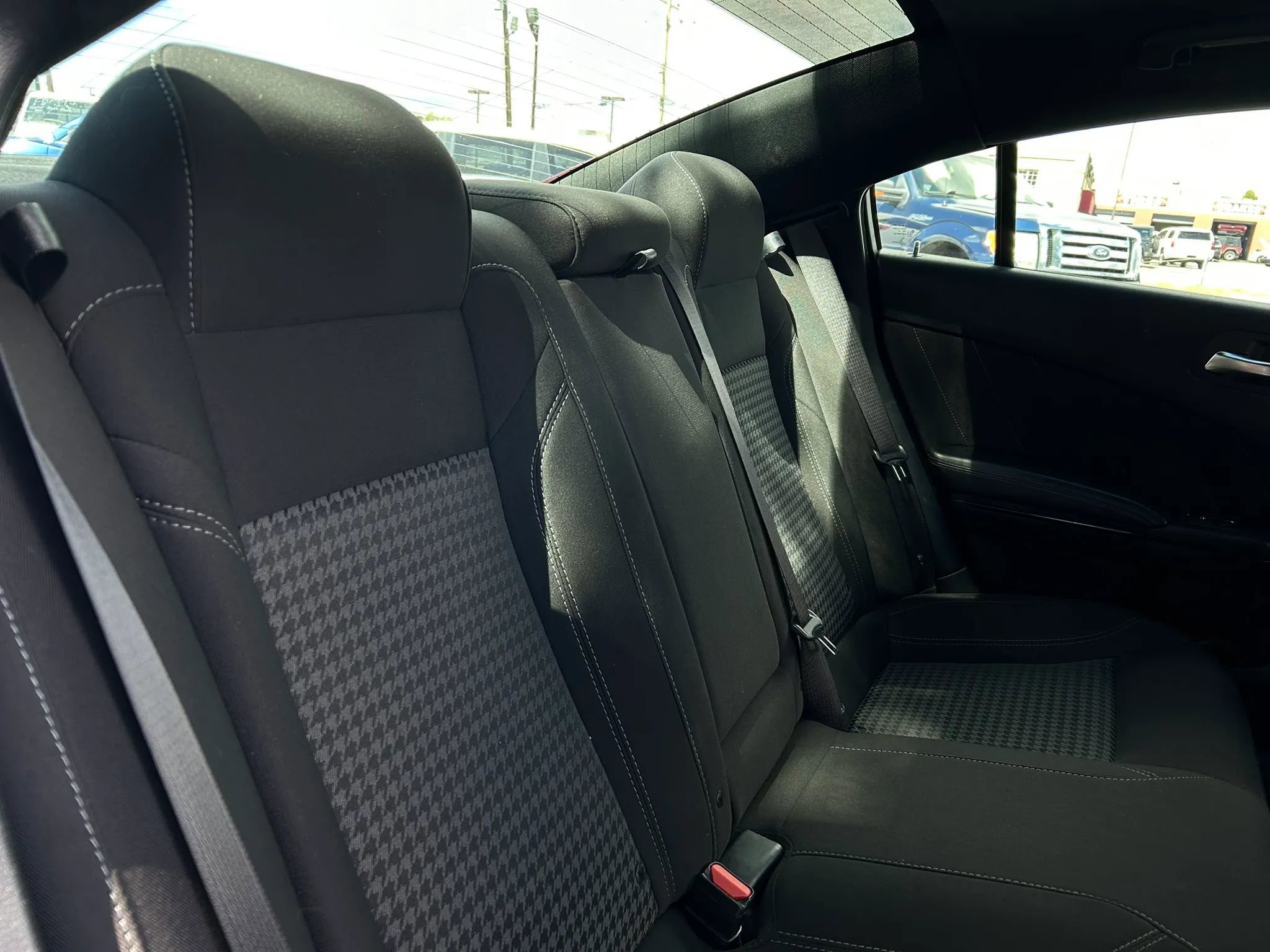 Used 2023 Dodge Charger SXT w/ Blacktop Package image 19