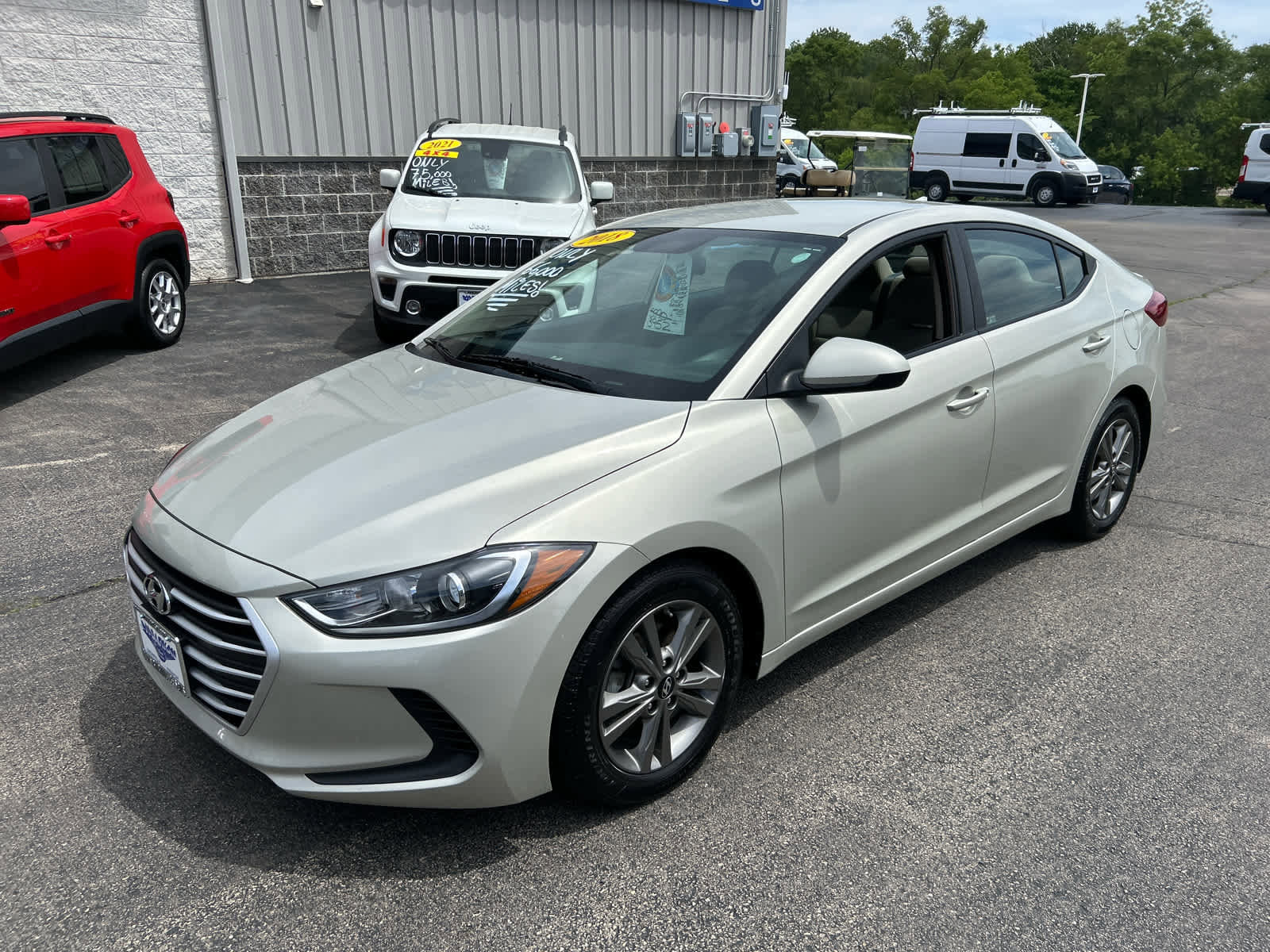 Used 2018 Hyundai Elantra SEL w/ Cargo Package FWD image 3