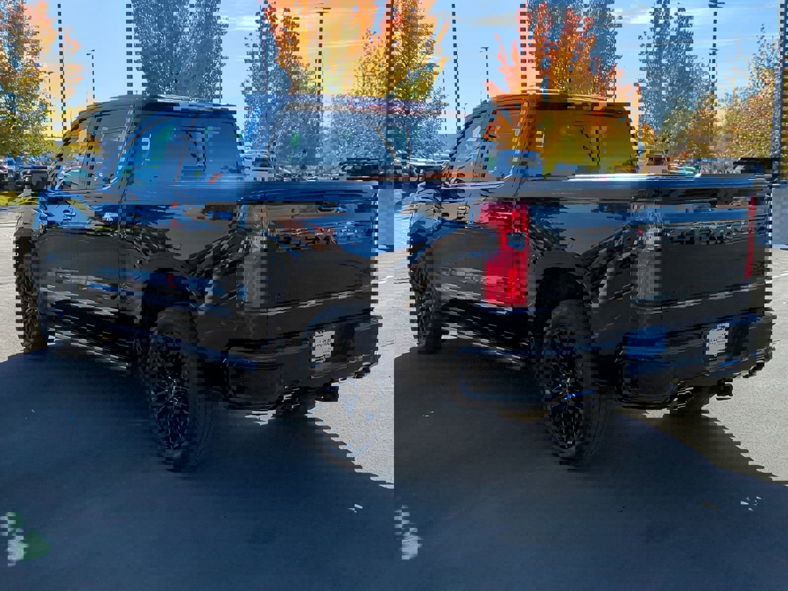 Used 2023 Chevrolet Silverado 1500 High Country w/ High Country Premium Package image 11