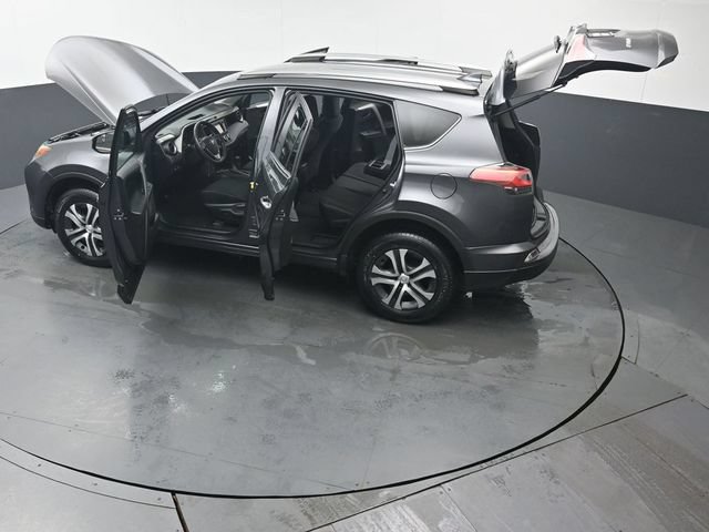 Used 2018 Toyota RAV4 LE w/ All Weather Liner Package AWD/4WD image 43