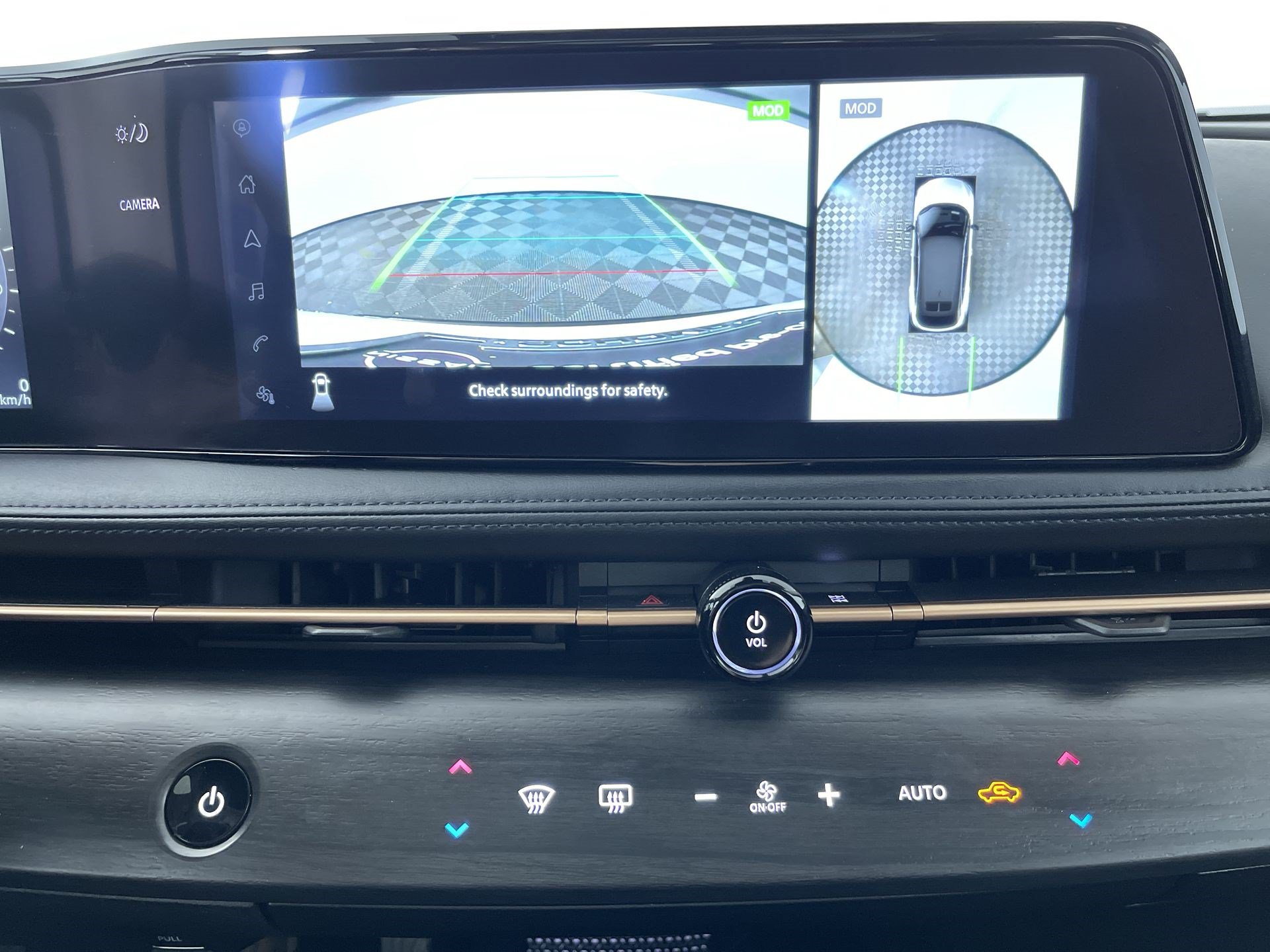Certified 2024 Nissan Ariya AWD image 19