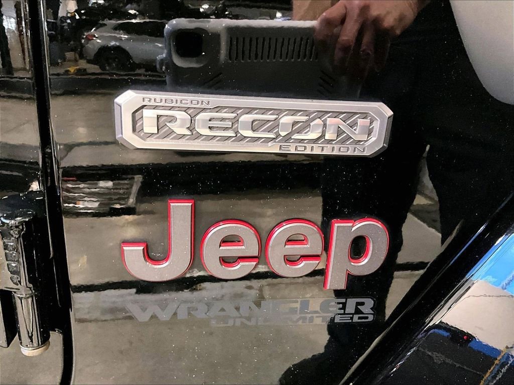 Used 2020 Jeep Wrangler Unlimited Rubicon w/ Quick Order Package 28Y Recon AWD/4WD image 30