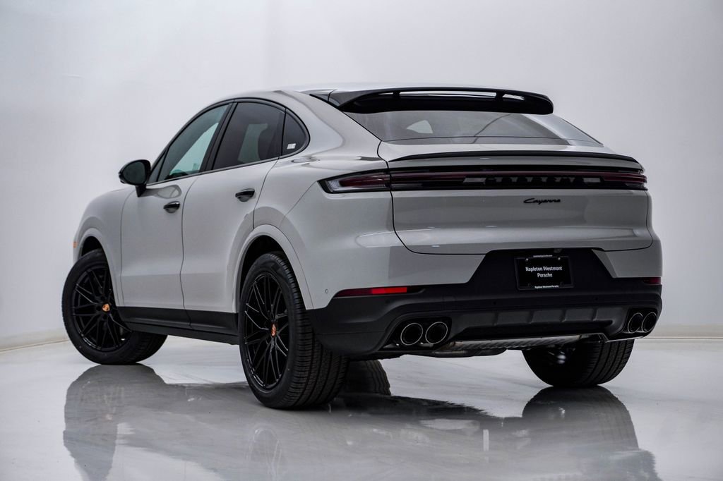 New 2026 Porsche Cayenne Coupe image 3