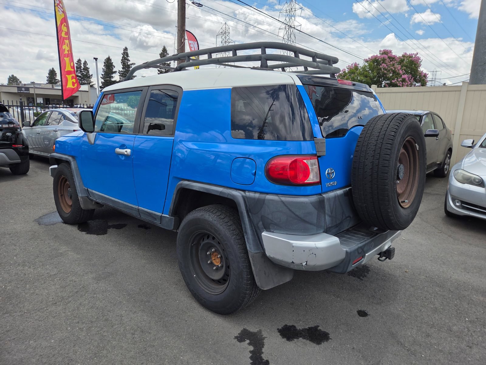 Used 2007 Toyota FJ Cruiser 2WD image 2
