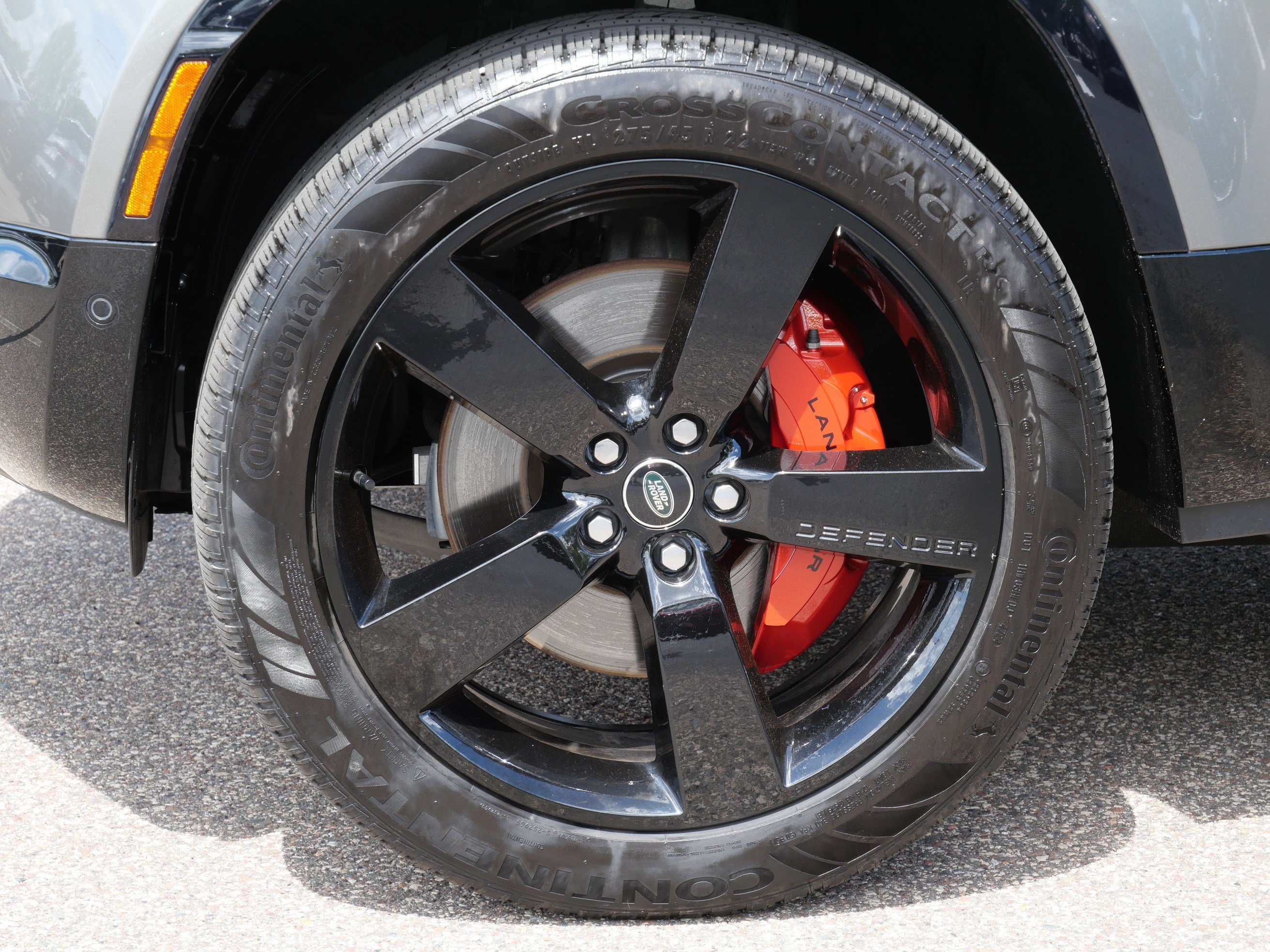 Certified 2025 Land Rover Defender 130 X AWD/4WD image 10