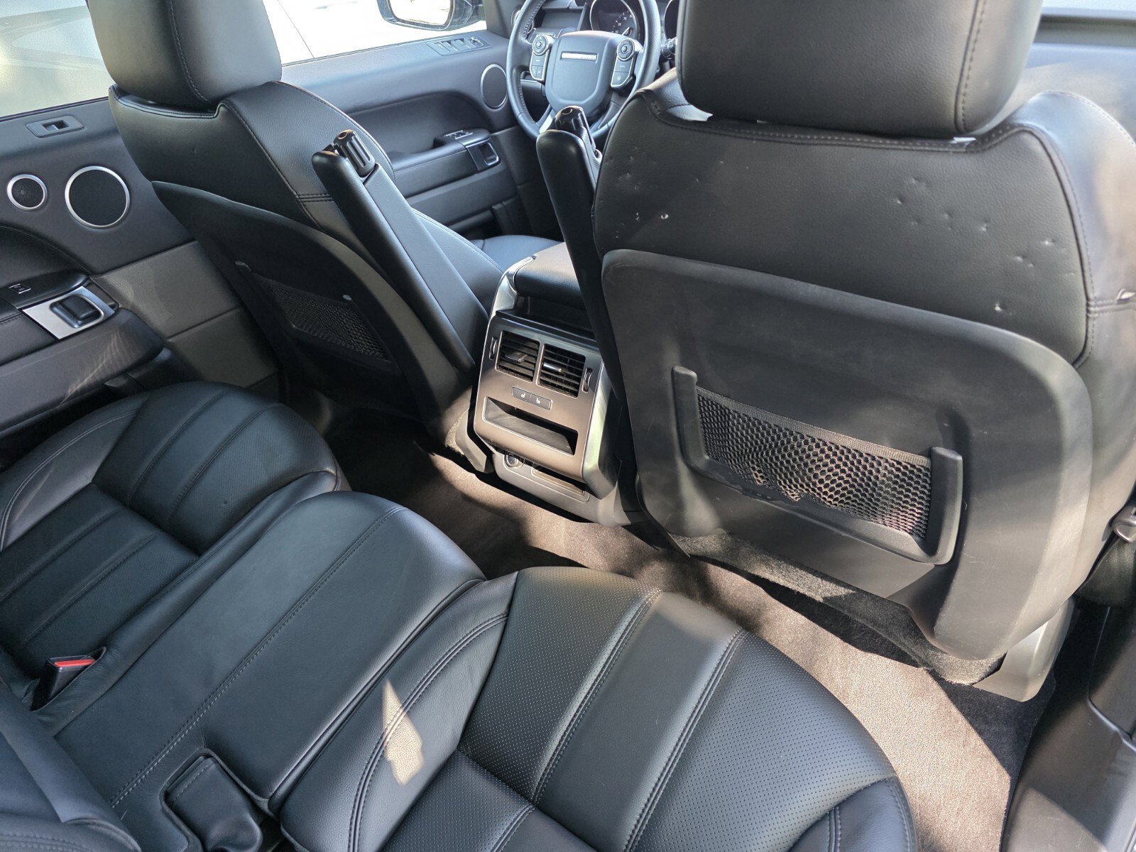 Used 2016 Land Rover Range Rover Sport SE AWD/4WD image 26