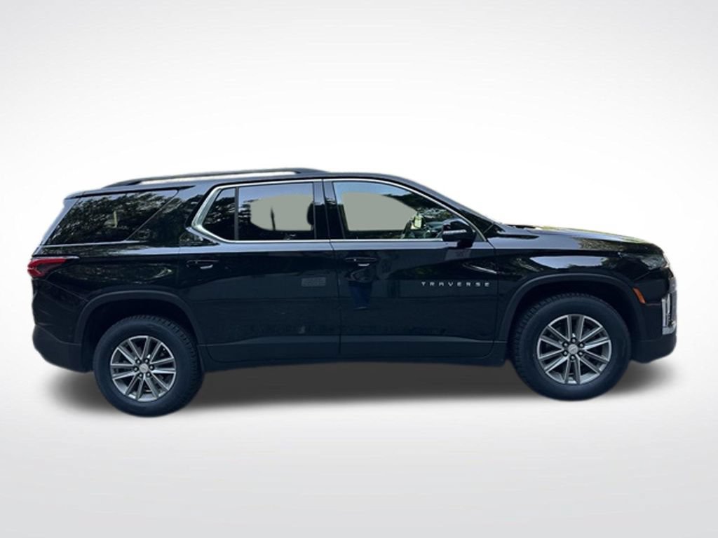 Used 2023 Chevrolet Traverse LT w/ LPO, Floor Liner Package AWD/4WD image 6