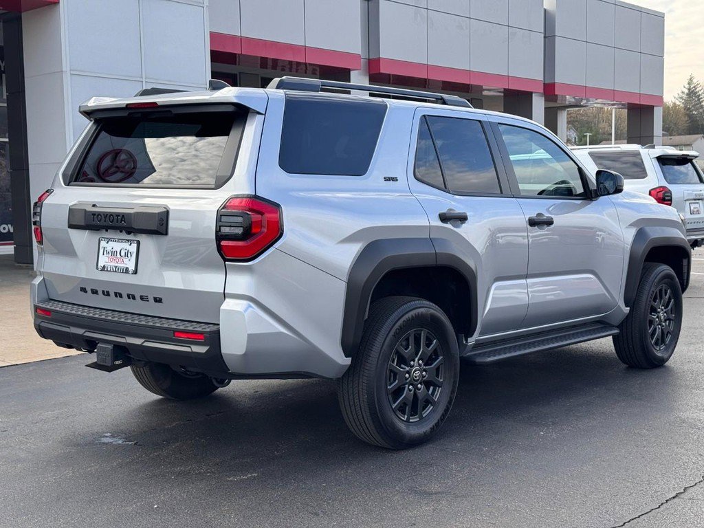 Certified 2025 Toyota 4Runner SR5 image 3