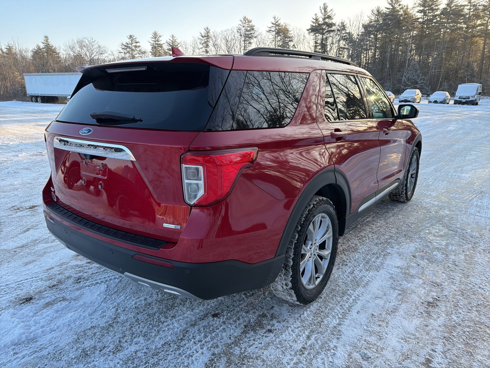 Used 2020 Ford Explorer XLT w/ Equipment Group 202A image 8
