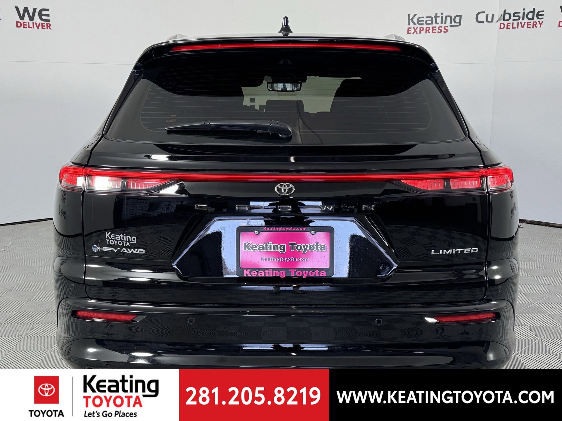 New 2025 Toyota Crown Signia image 5