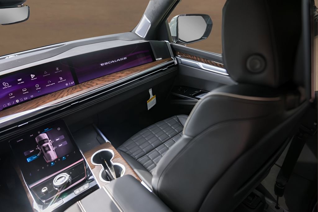 Certified 2026 Cadillac Escalade Platinum Sport w/ LPO, ONYX Package AWD/4WD image 29