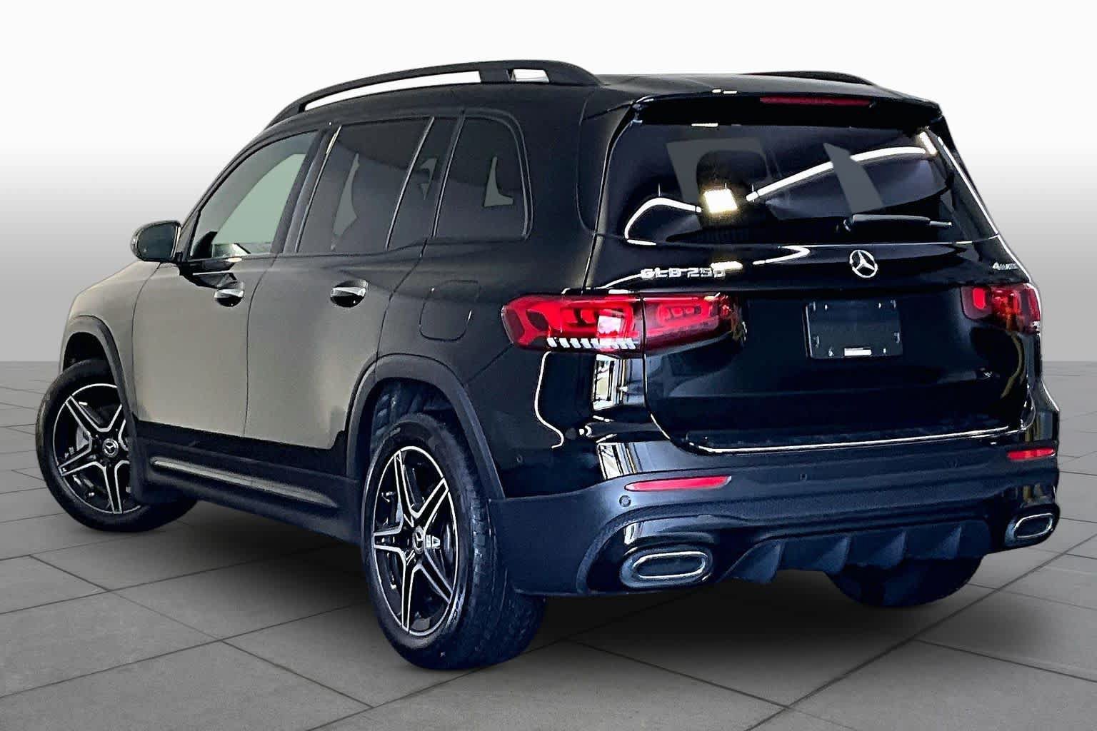 Certified 2023 Mercedes-Benz GLB 250 4MATIC image 12