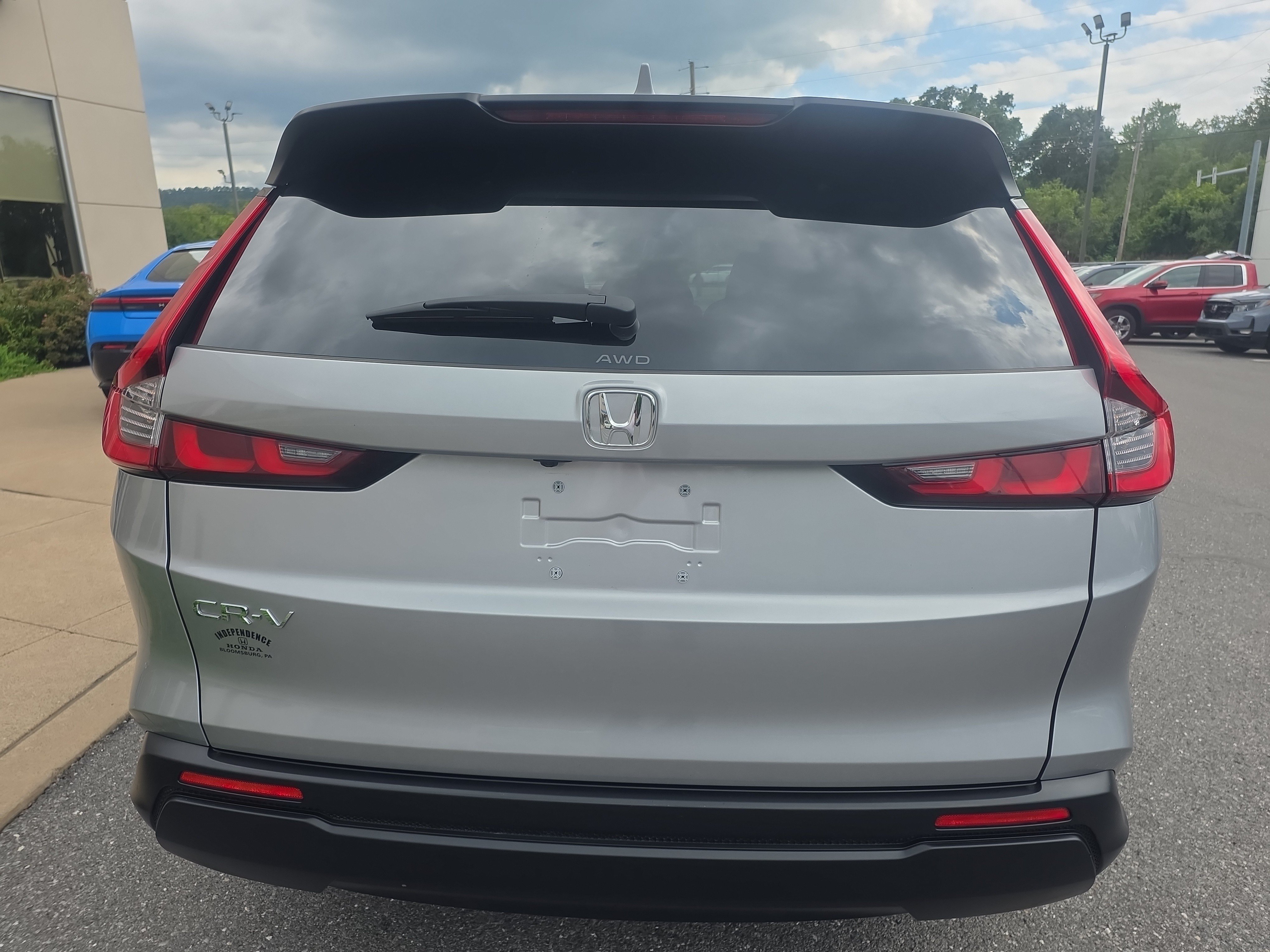 Used 2024 Honda CR-V EX image 6