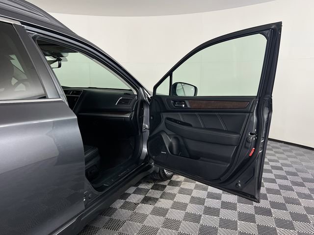 Used 2019 Subaru Outback 2.5i Limited AWD/4WD image 27