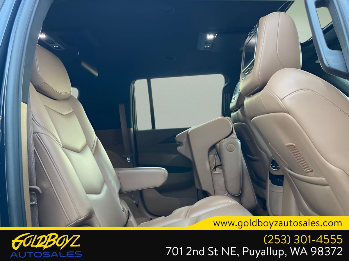 Used 2017 Cadillac Escalade ESV Platinum image 33