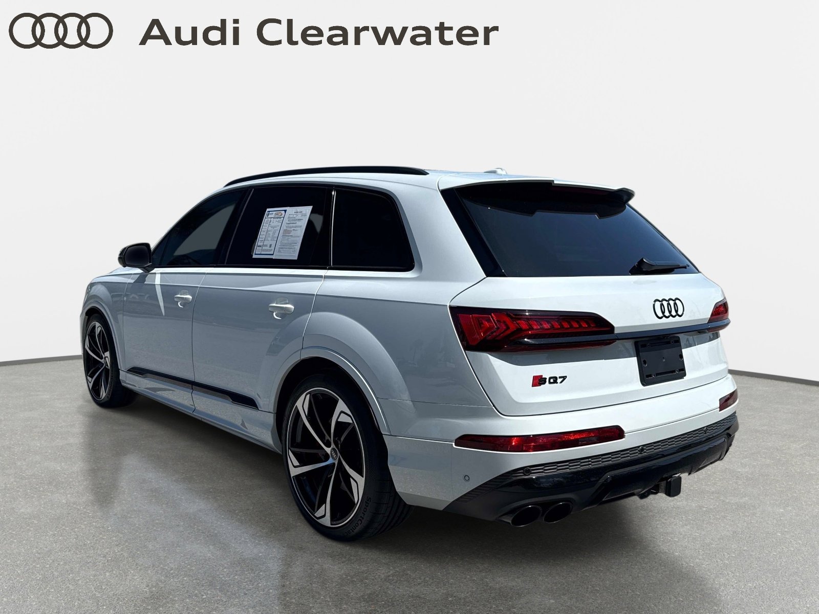 Used 2023 Audi SQ7 Prestige AWD/4WD image 3