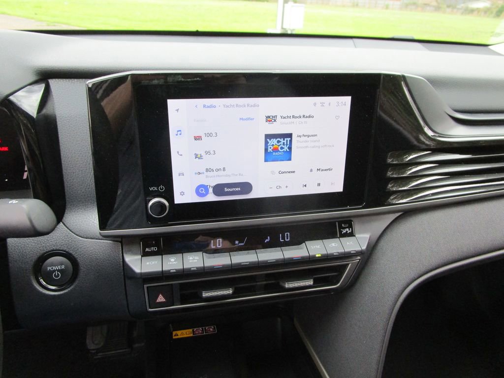 Used 2025 Toyota Camry LE image 25