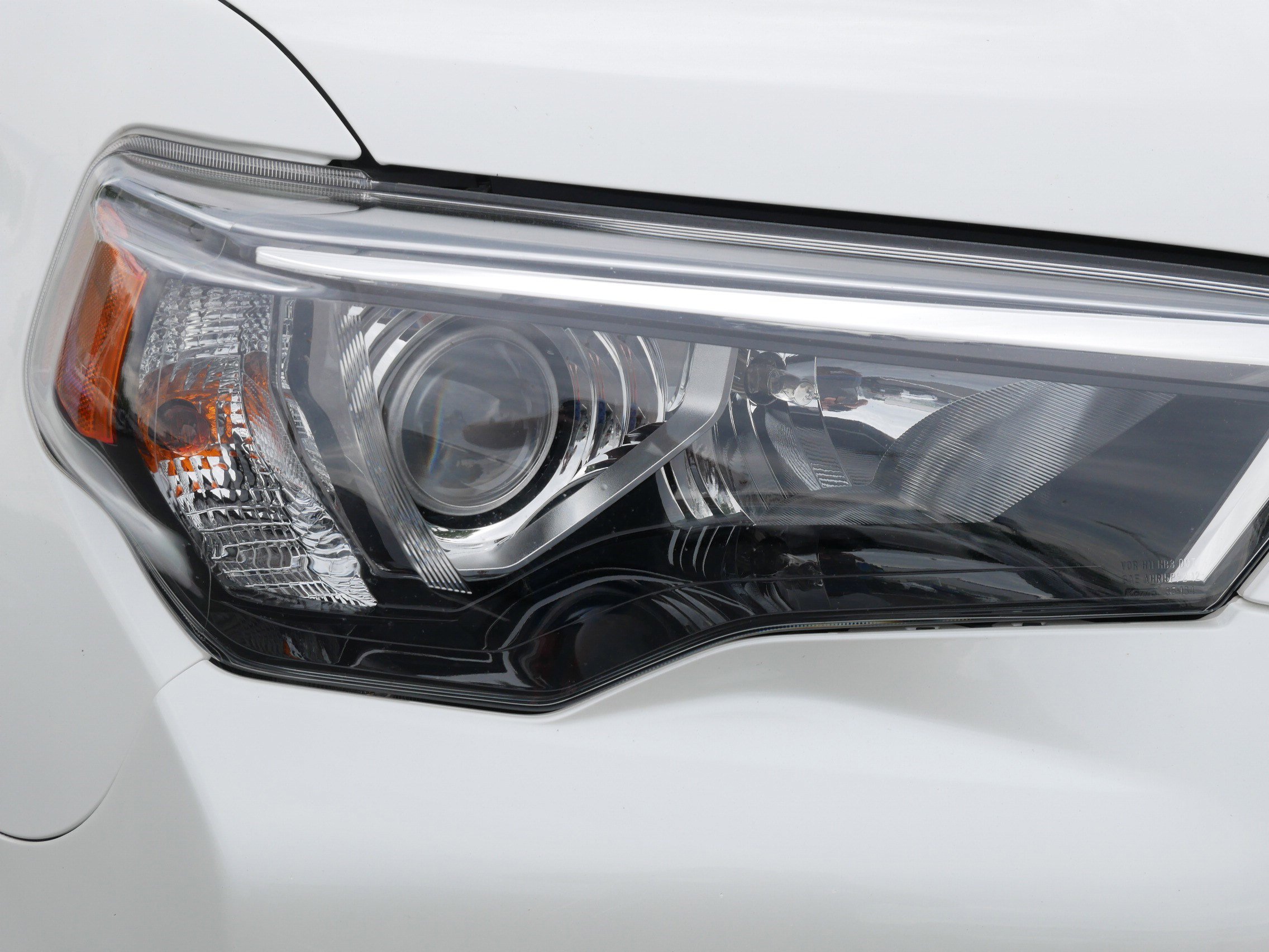 Used 2018 Toyota 4Runner Limited AWD/4WD image 16