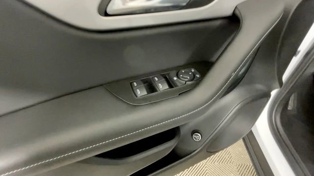 Used 2023 Chevrolet Blazer LT w/ Convenience Package FWD image 16