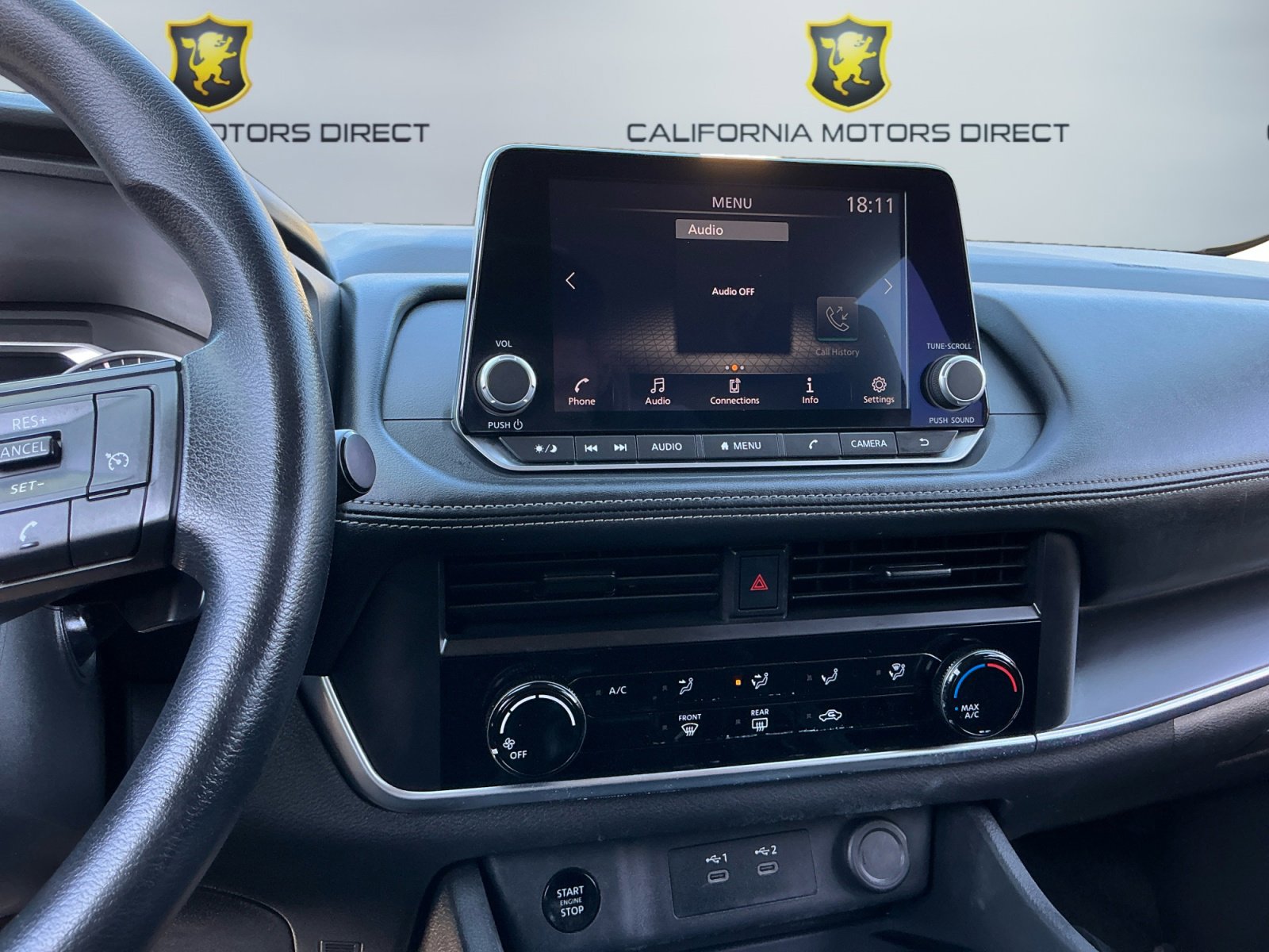 Used 2024 Nissan Rogue S image 13