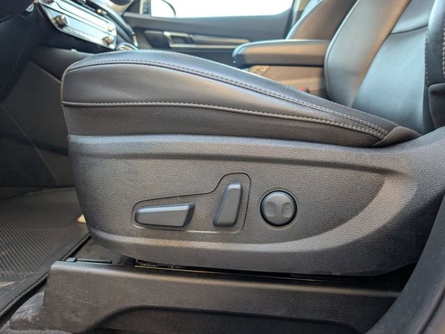 Used 2025 Kia Telluride S AWD/4WD image 20