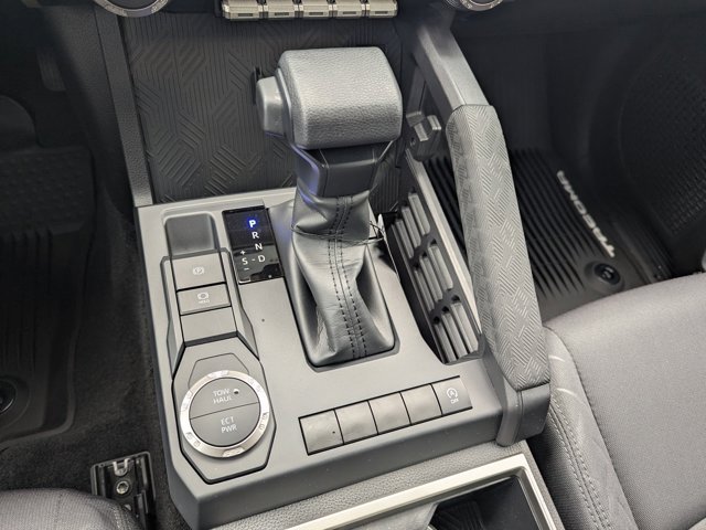 Used 2025 Toyota Tacoma SR5 image 26