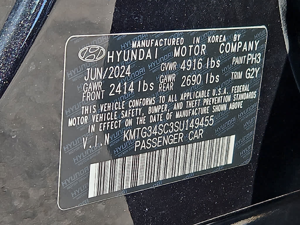 Used 2025 Genesis G70 2.5T AWD/4WD image 28
