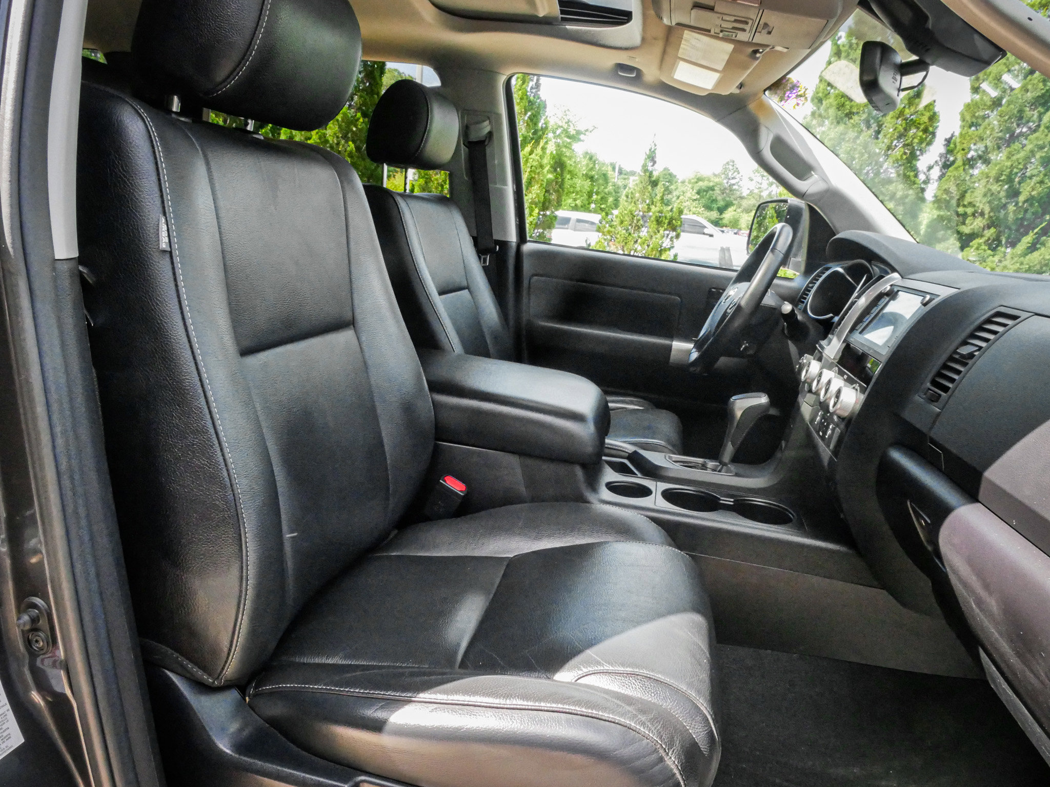 Used 2020 Toyota Sequoia TRD Sport w/ TRD Sport Premium Package AWD/4WD image 33