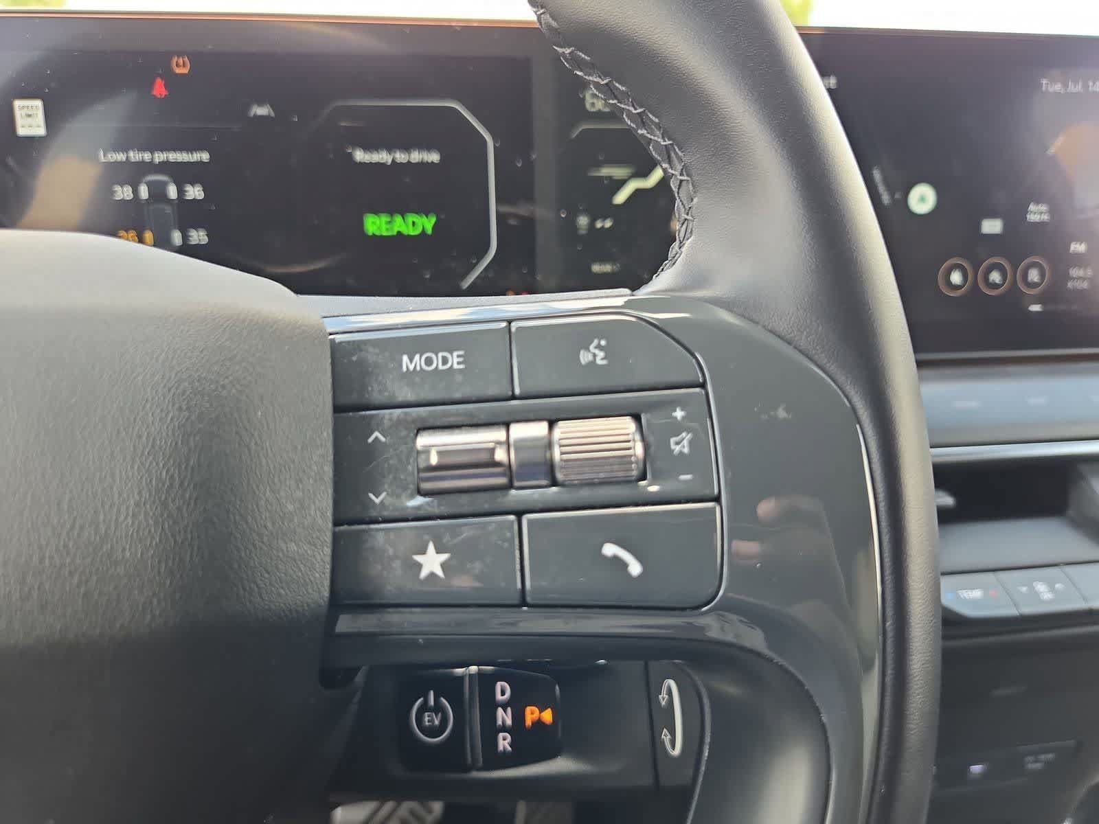 Certified 2024 Kia EV9 GT-Line AWD/4WD image 24