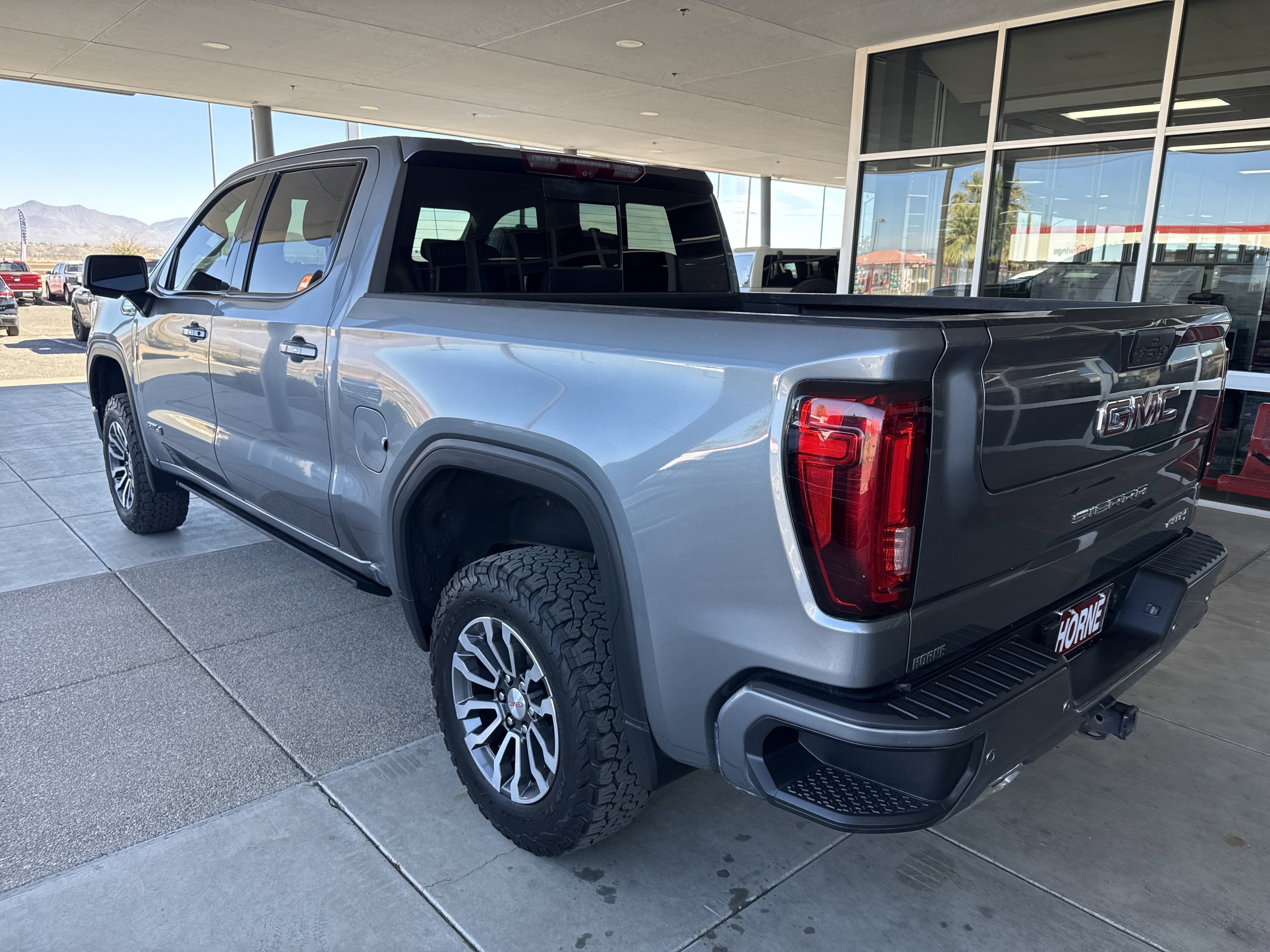 Used 2020 GMC Sierra 1500 AT4 w/ AT4 Premium Package image 6