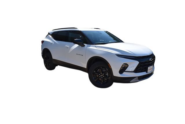 New 2026 Chevrolet Blazer LT w/ Midnight/Sport Edition FWD image 2