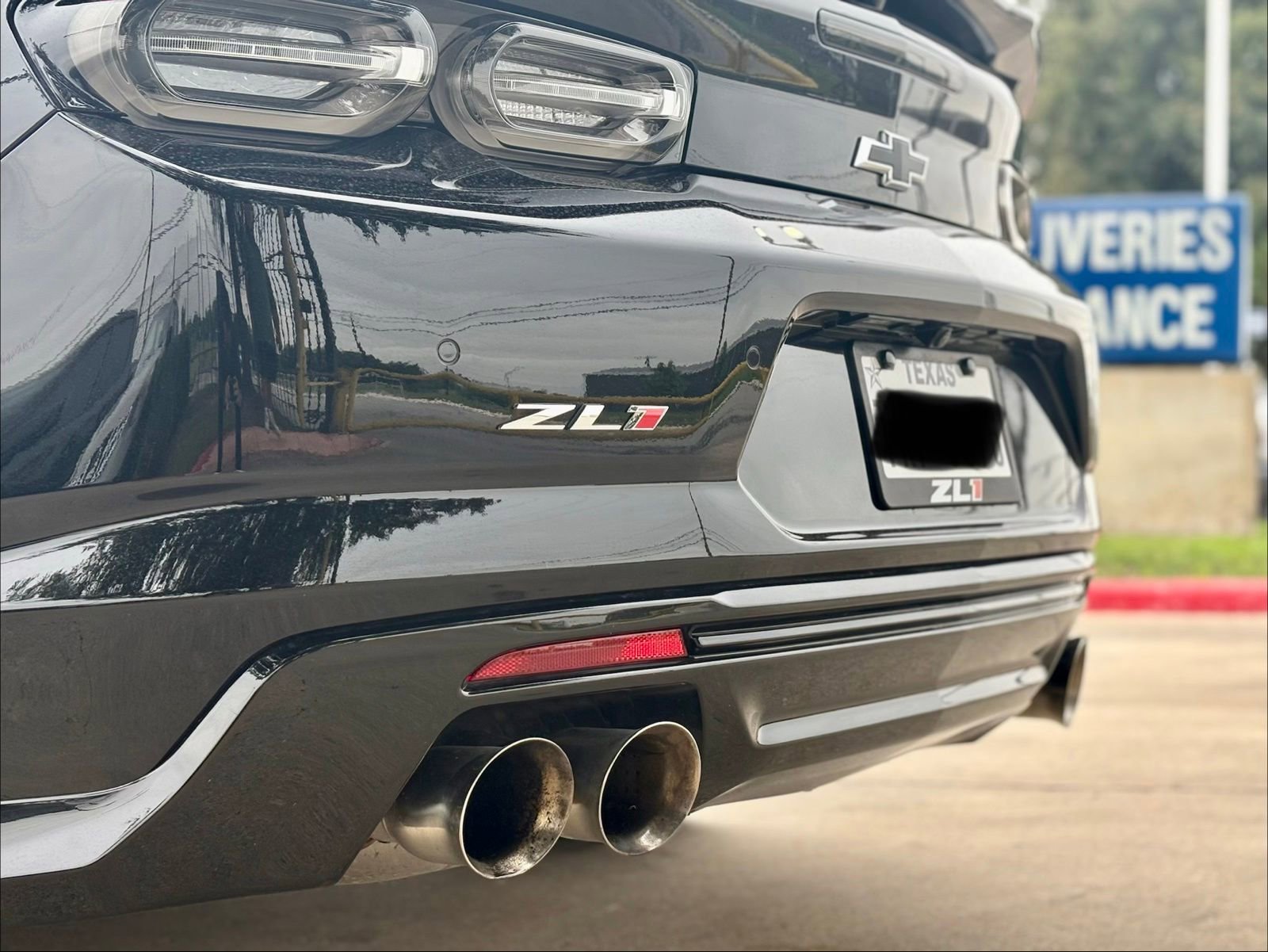 Used 2023 Chevrolet Camaro ZL1 RWD image 17