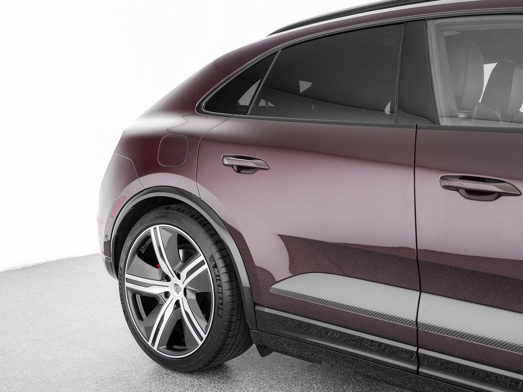 Used 2024 Porsche Macan Turbo Electric AWD/4WD image 45