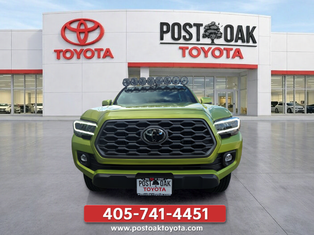 Used 2023 Toyota Tacoma TRD Off-Road AWD/4WD image 12