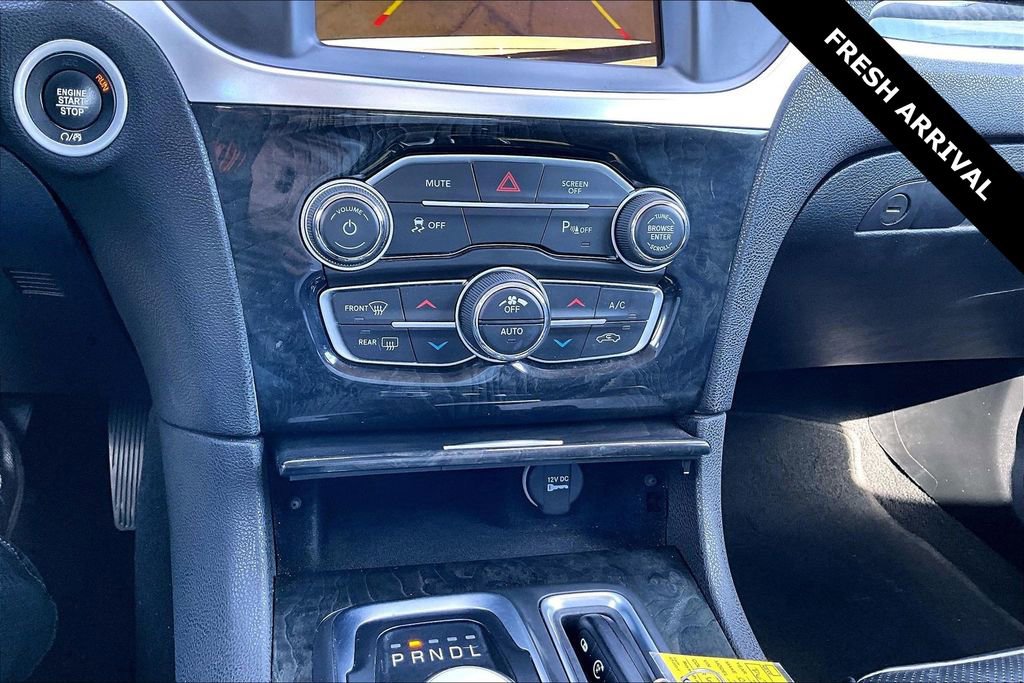 Used 2023 Chrysler 300 Touring L w/ Comfort Group image 15