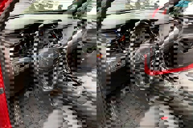 Used 2024 Cadillac XT5 Premium Luxury image 14