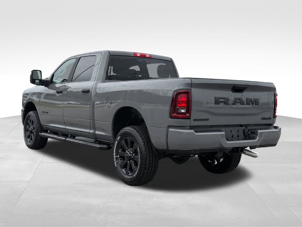 New 2026 RAM 2500 Big Horn AWD/4WD image 3