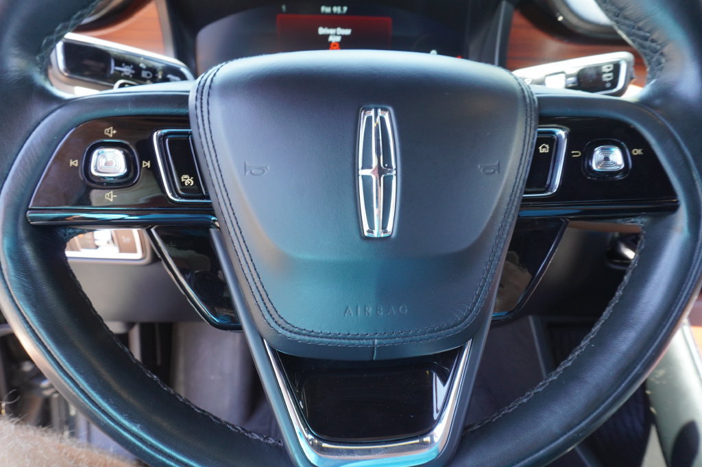 Used 2023 Lincoln Aviator Reserve w/ Equipment Group 201A RWD image 20