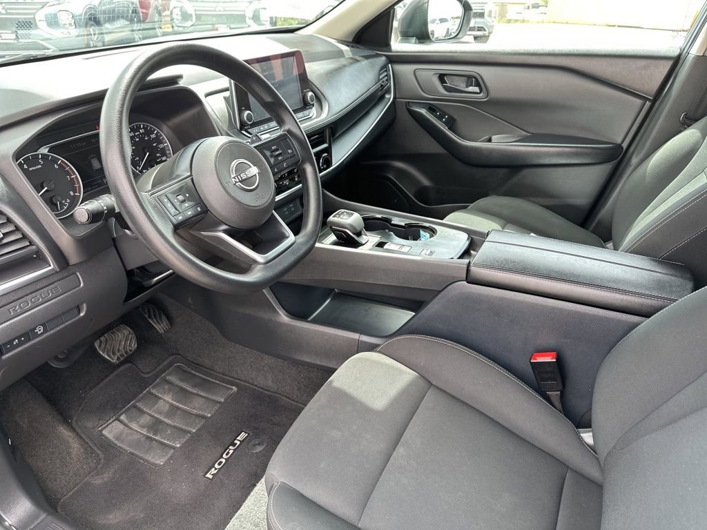 Used 2024 Nissan Rogue S image 16