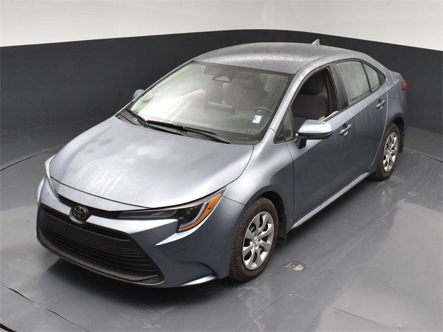Used 2025 Toyota Corolla LE image 41