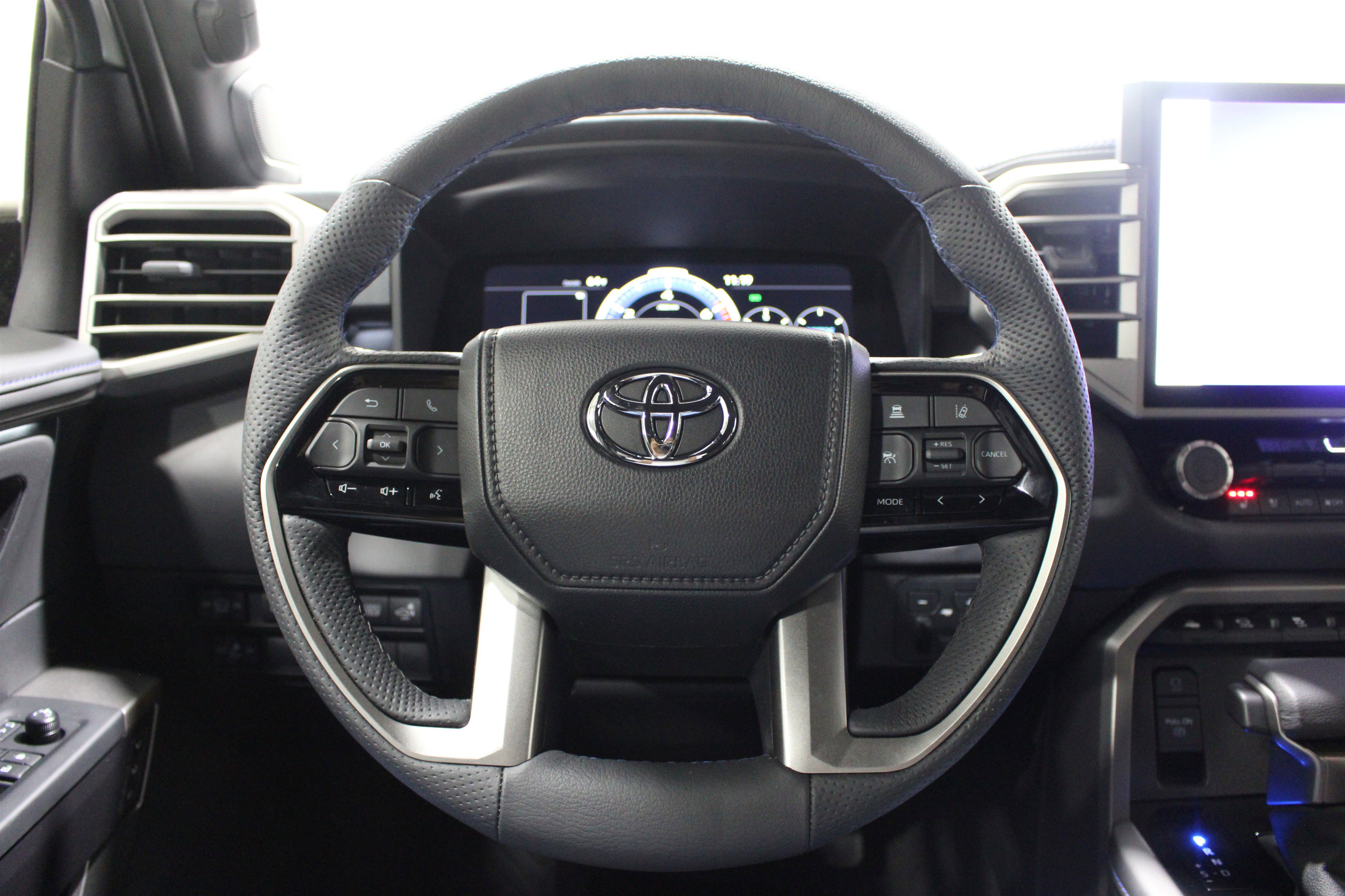 Used 2026 Toyota Sequoia Platinum image 10