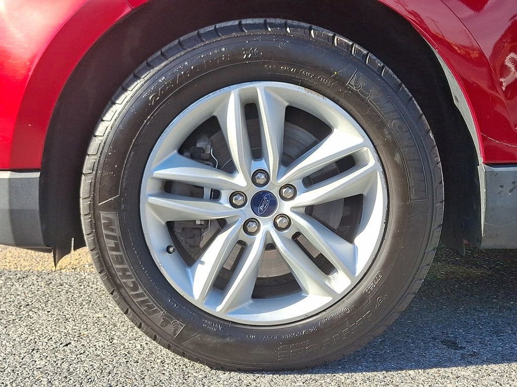 Used 2017 Ford Edge SEL w/ Equipment Group 201A image 7