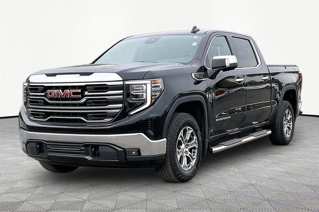 Used 2024 GMC Sierra 1500 SLT w/ X31 Off-Road Package AWD/4WD image 3