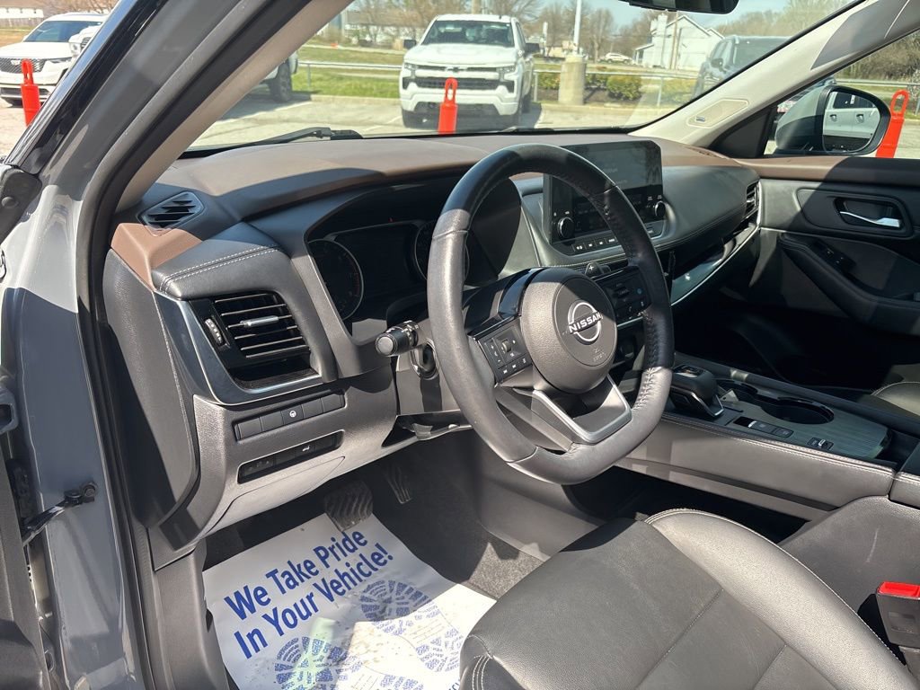 Used 2022 Nissan Rogue SL w/ SL Premium Package image 58