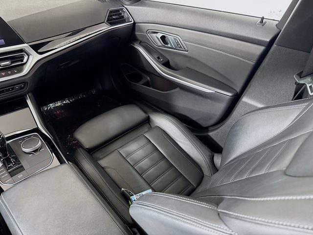 Used 2019 BMW 330i xDrive Sedan w/ Premium Package AWD/4WD image 24