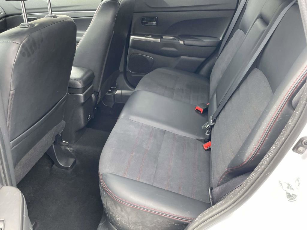 Used 2024 Mitsubishi Outlander Sport ES image 10