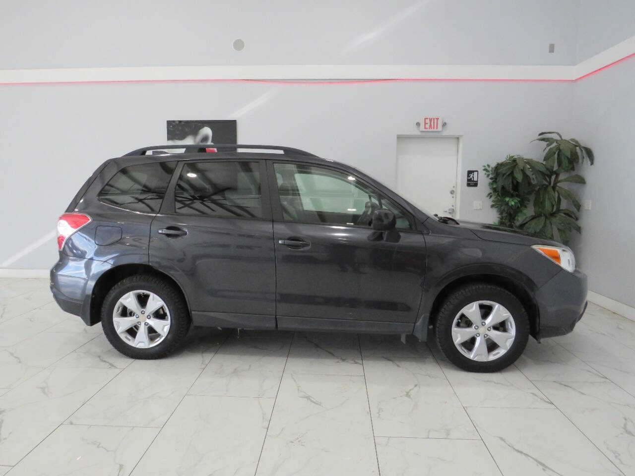 Used 2016 Subaru Forester 2.5i Premium w/ All-Weather Package image 3
